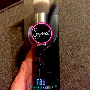 Sigma F86 Tapered Kabuki Brush